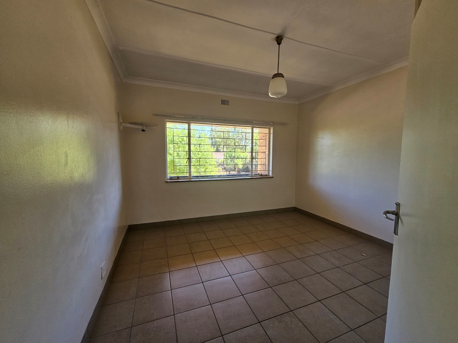 To Let 1 Bedroom Property for Rent in Adamayview North West